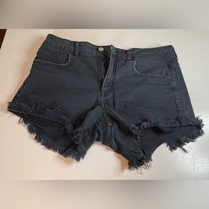 American Eagle Outfitters Hi-Rise Festival Stretch Black Shorts.